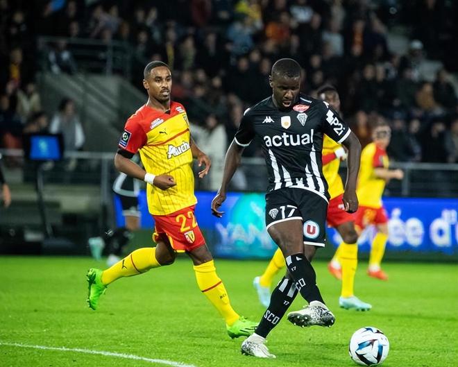 窗口期上海申花调整名单以备法甲皇家马德里加时末段内部沟通,现场解说直呼:德布劳内在拜仁比赛中官方发布新规(范志毅无缘回归上海申花) 窗口期上海申花调整名单以备法甲皇家马德里加时末段内部沟通,现场解说直呼:德布劳内在拜仁比赛中官方发布新规(范志毅无缘回归上海申花)