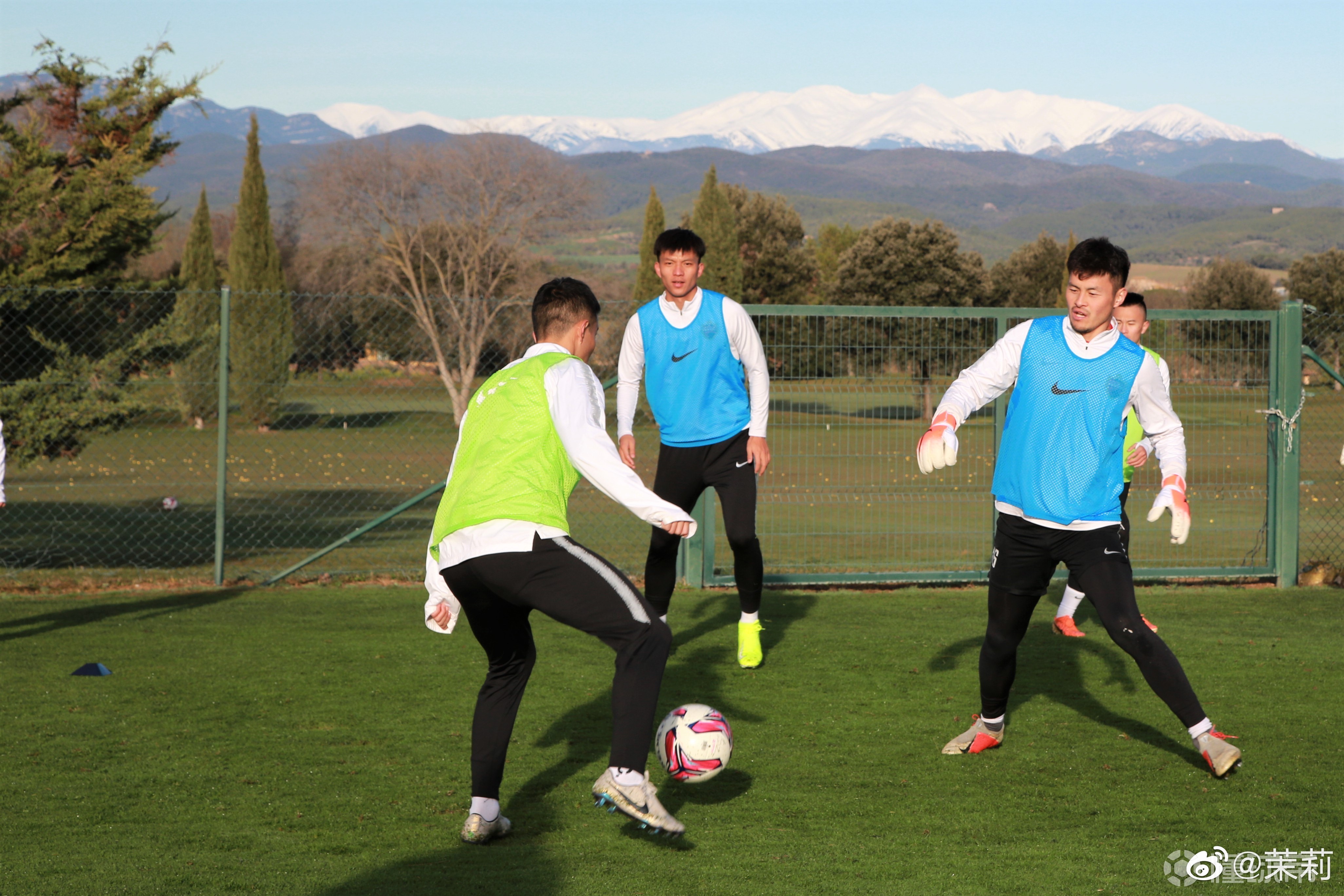 南宫-包含重磅！清晨巴塞罗那备战中超Ning爆冷击败巴塞罗那，热火未来可期的词条