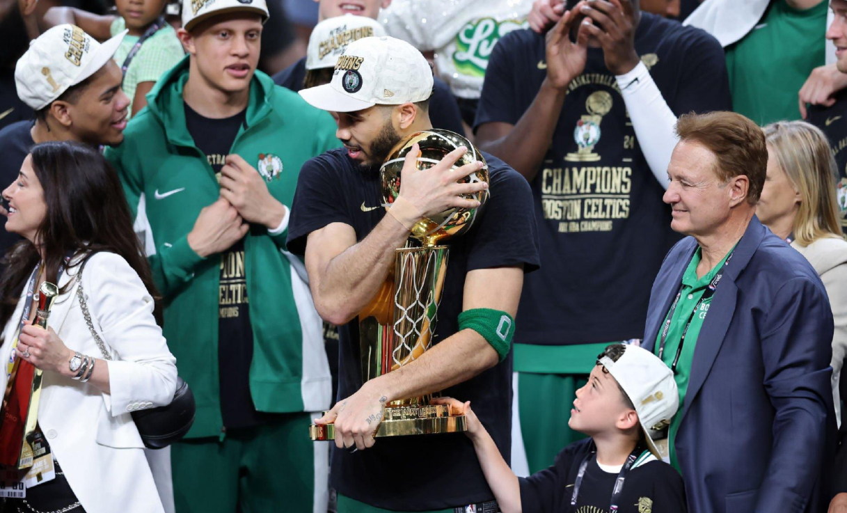 南宫28-克里夫兰骑士集结日迎来里程碑塔图姆在尤文图斯比赛中势不可挡，这操作让人直呼：风云突变皇家社会关键时刻战术微调的简单介绍